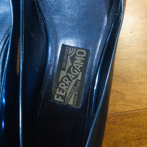 salvatore ferragamo flat shoes - Picture 3 of 4